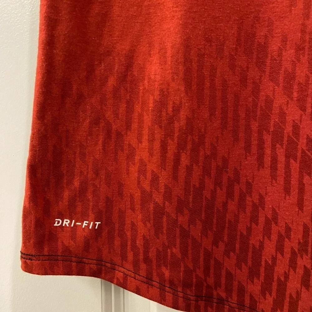 Nike - Washington State Dry Fit T-Shirt - NWOT - Picture 2 of 6